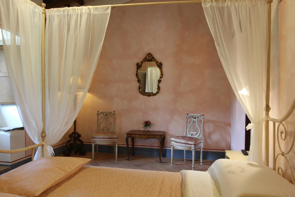 Agriturismo Casale La Palombara Cerreto di Spoleto Oda fotoğraf