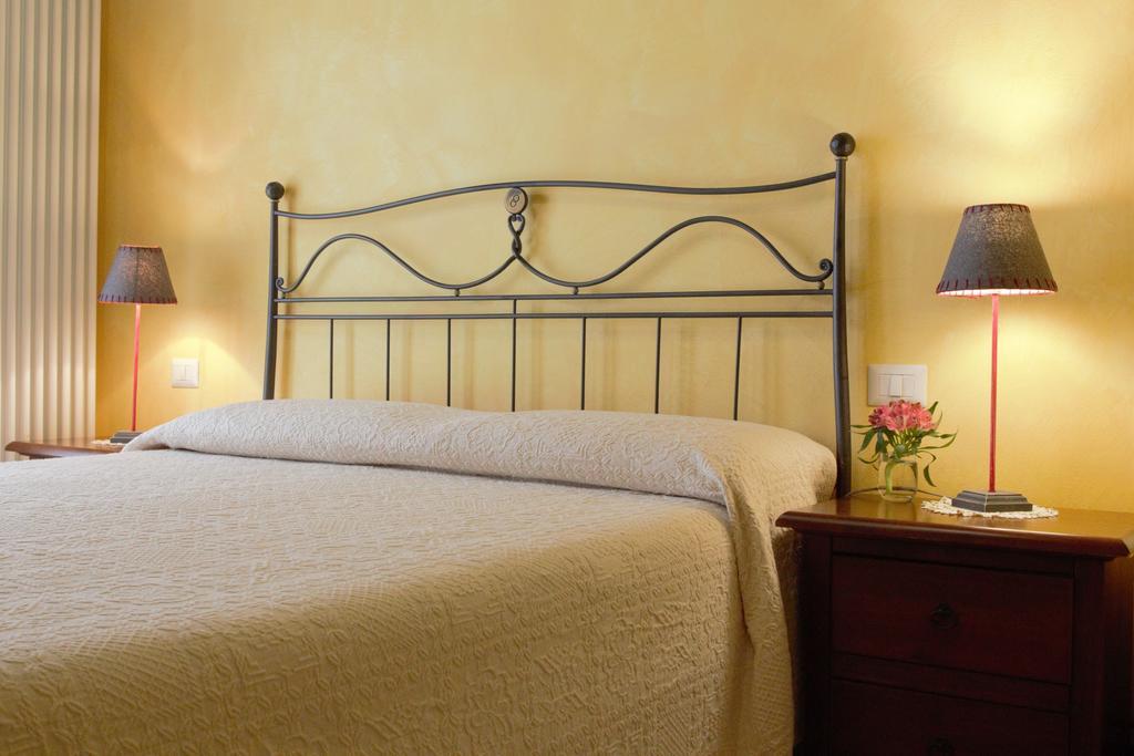 Agriturismo Casale La Palombara Cerreto di Spoleto Oda fotoğraf